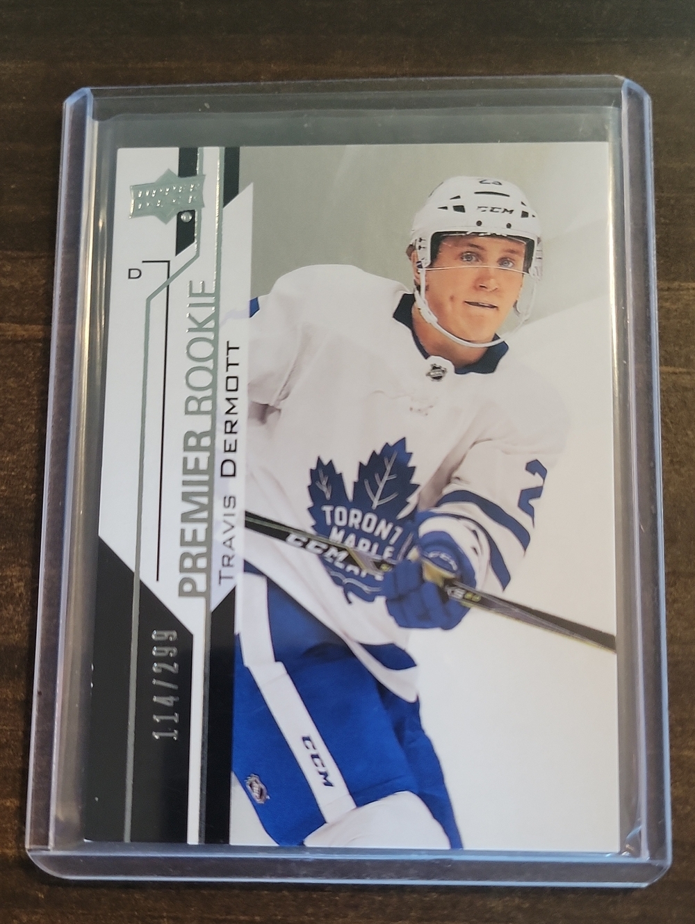 2018/19 Toronto Maple Leafs Travis Dermott Premier Rookie Card - White/Blue